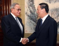 原油交易提醒：OPEC+“温和增产”与地缘冲突双重