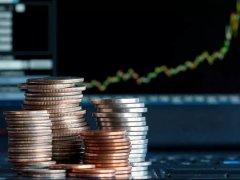 量化VS主观近三年业绩孰强？百亿量化领跑！